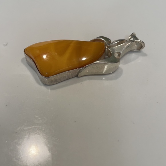 Large butterscotch Amber pendant, beautiful piece - Picture 2 of 7